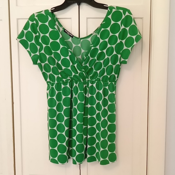 cha cha vente Tops - Cha Cha Vente Babydoll style blouse